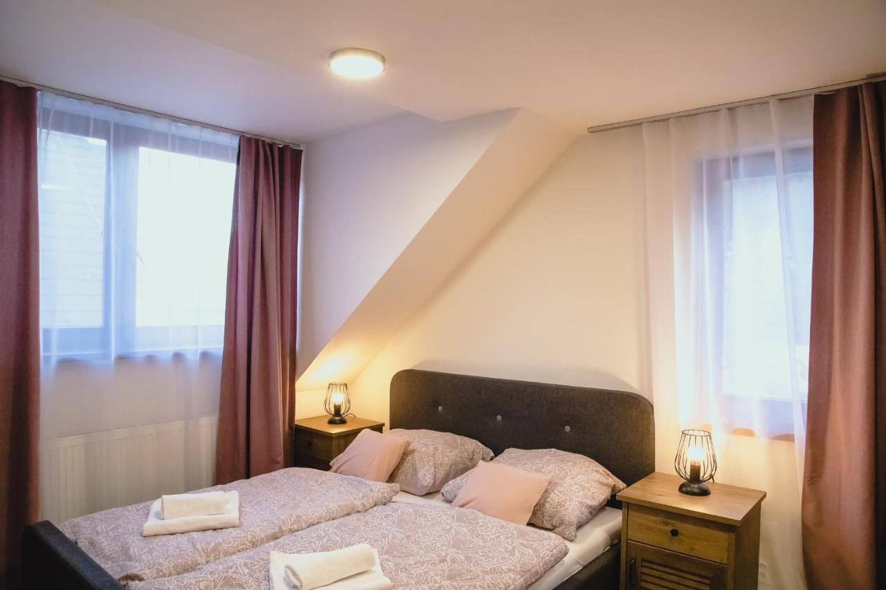 Apartman Rodinna Pohoda Mýto pod Ďumbierom エクステリア 写真